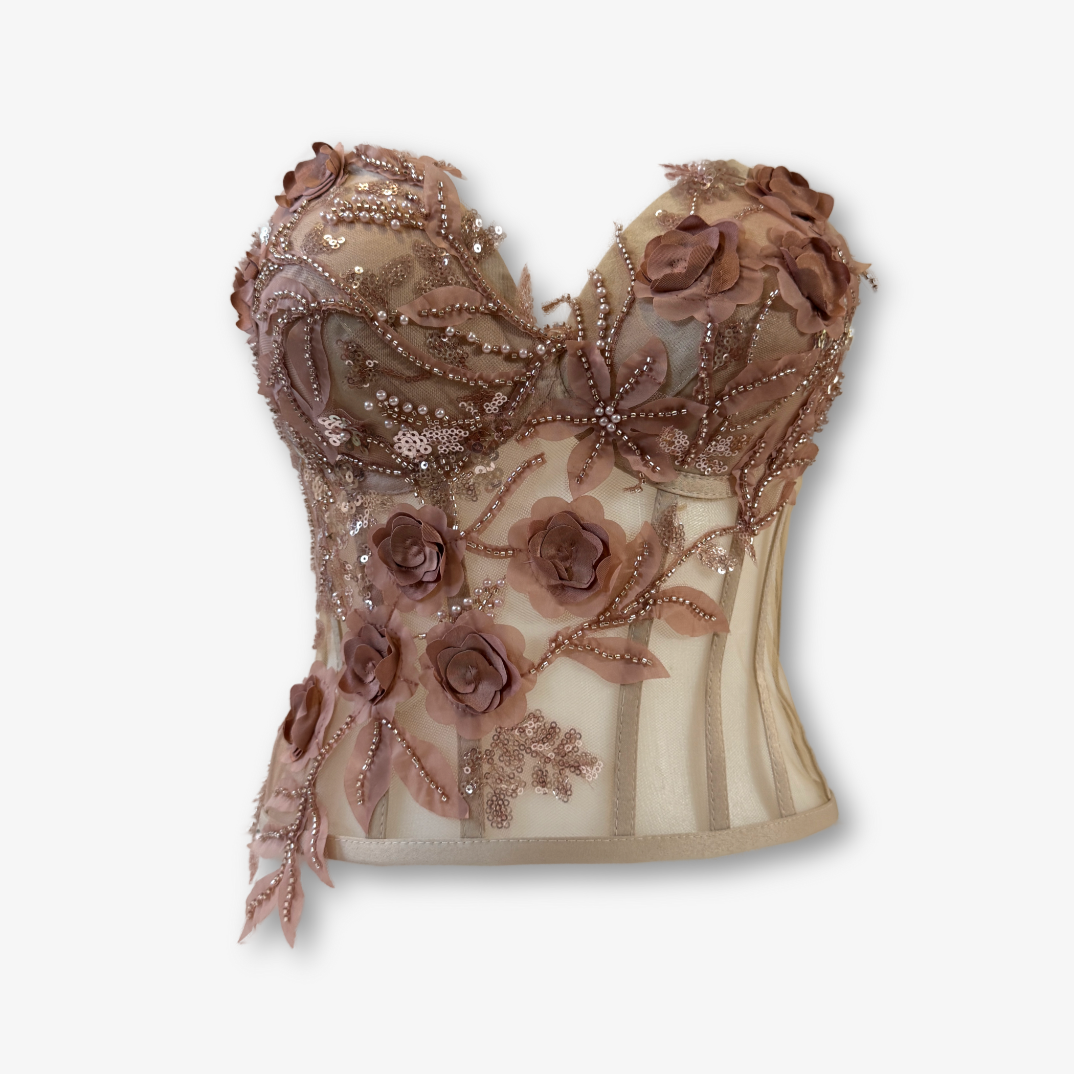 Champagnerfarbenes Spitzenkorsett mit Herzausschnitt, Perlenstickerei, 3D-Blütenapplikationen und transparentem Mesh von DEFONDO.